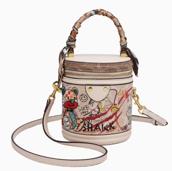 Exquisitely Crafted Bucket Bag