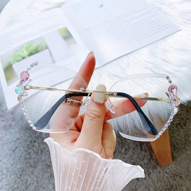 Lunette De Soleil Luxury Rhinestone Sun Glasses Female Shades Cutting Lens Rimless Sunglasses