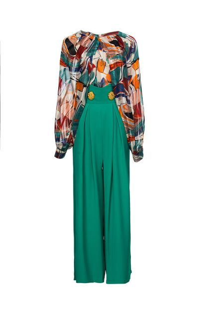 Chic French-inspired set: fashionable printed top and wide-leg trousers, perfect for a stylish, elegant look.