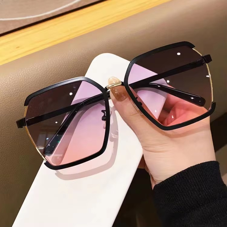 Trendy and unique sunglasses designed for young women, offering UV400 protection and premium quality at wholesale prices